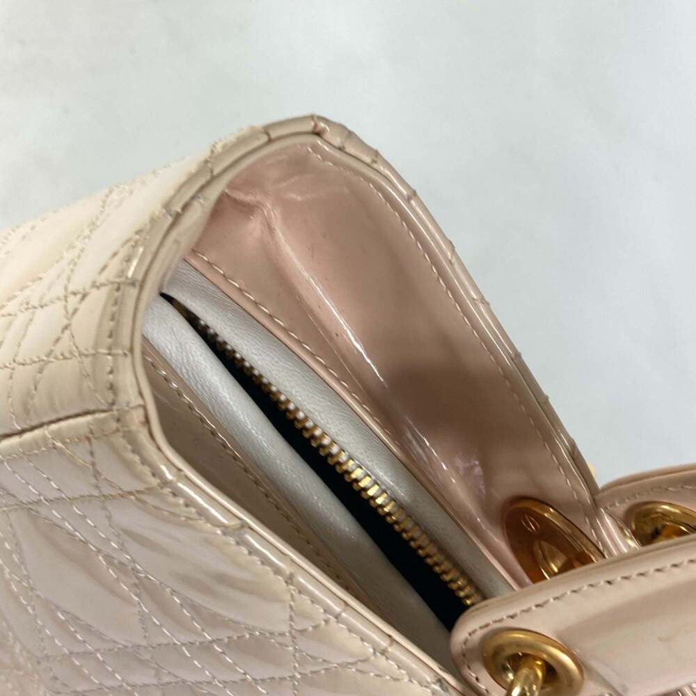 CHRISTIAN DIOR Cream Leather Shoulder Bag - Picture 8 of 13